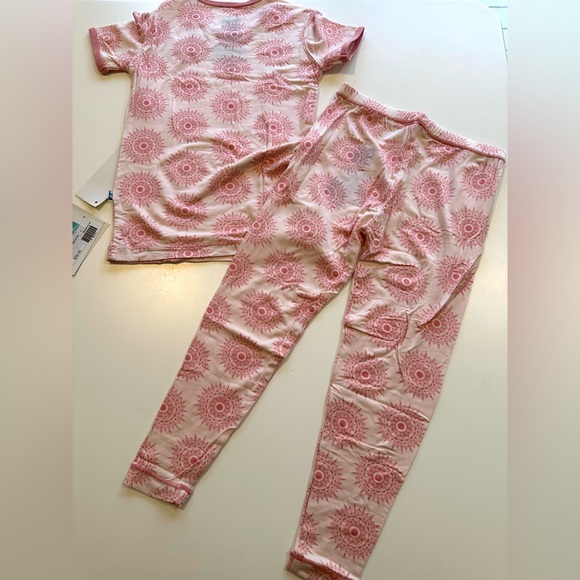 NWT Kickee Pants Print Short Sleeve Pajama Set Macaroon Mandala, size 4 - Picture 5 of 10